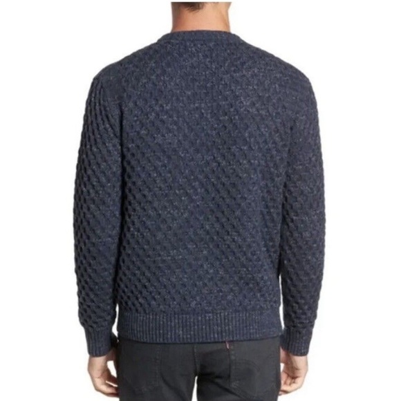 Frye sweater size large - Picture 2 of 6